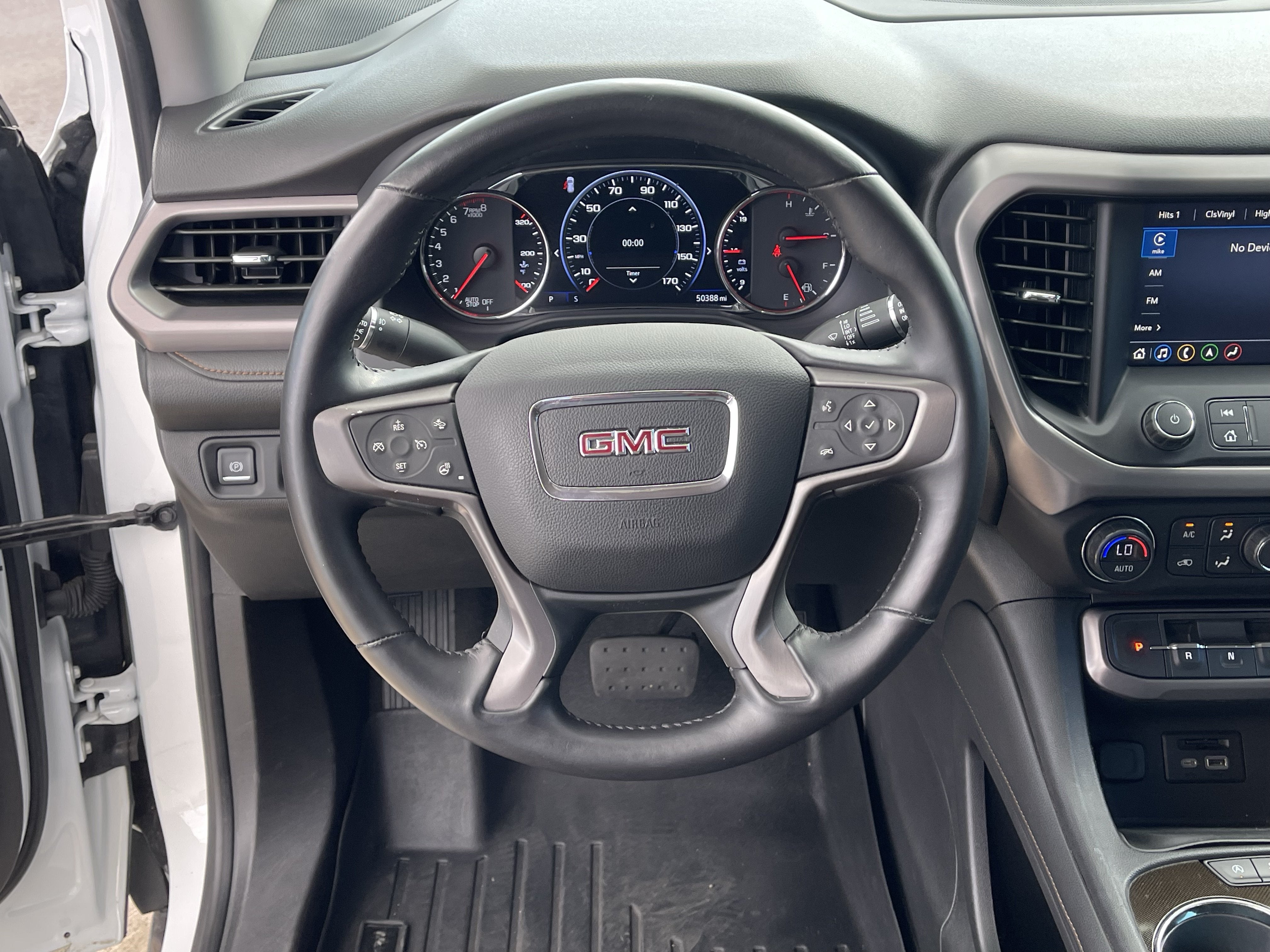 2021 GMC Acadia AT4