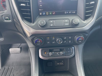2021 GMC Acadia AT4