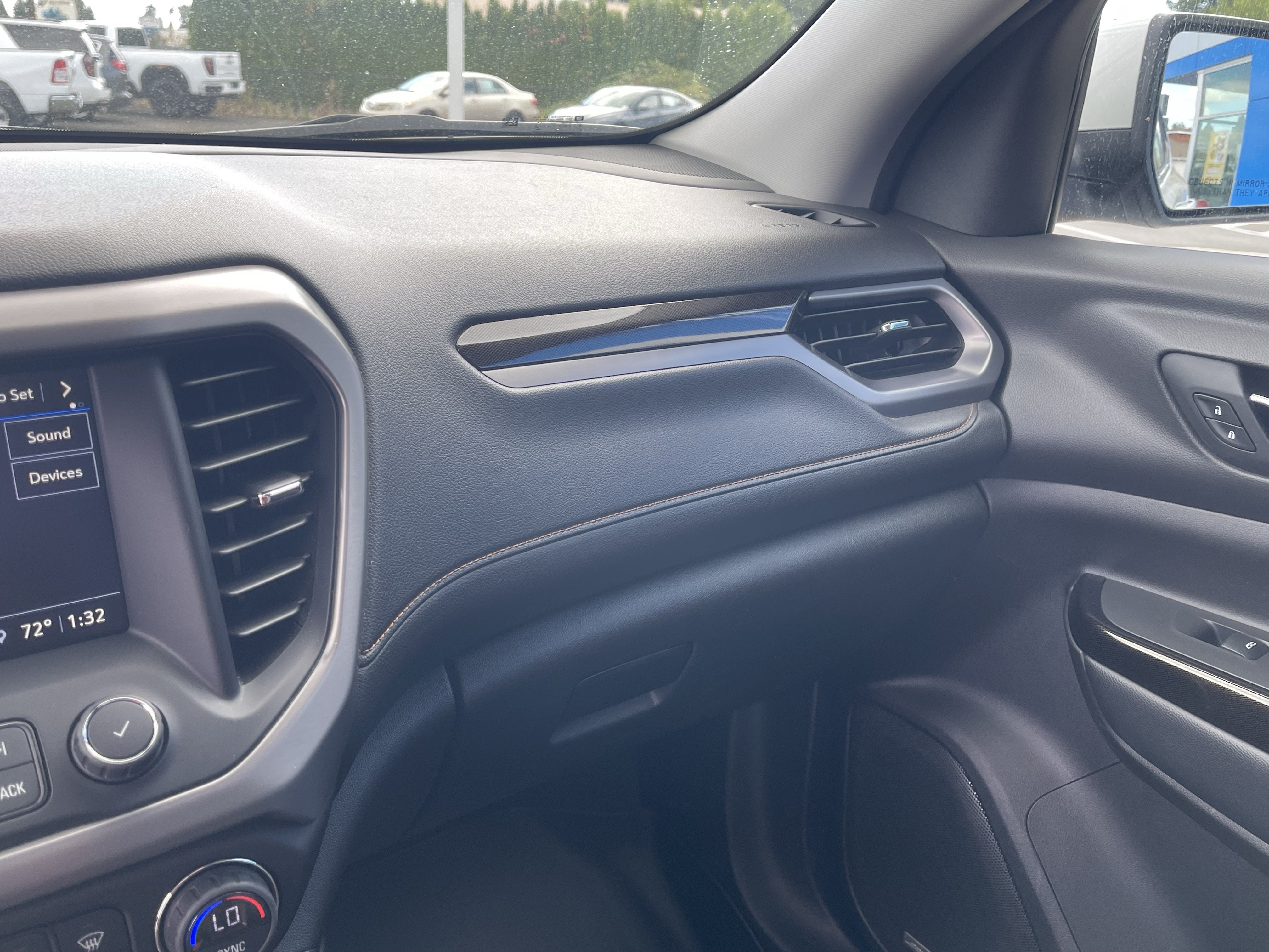 2021 GMC Acadia AT4