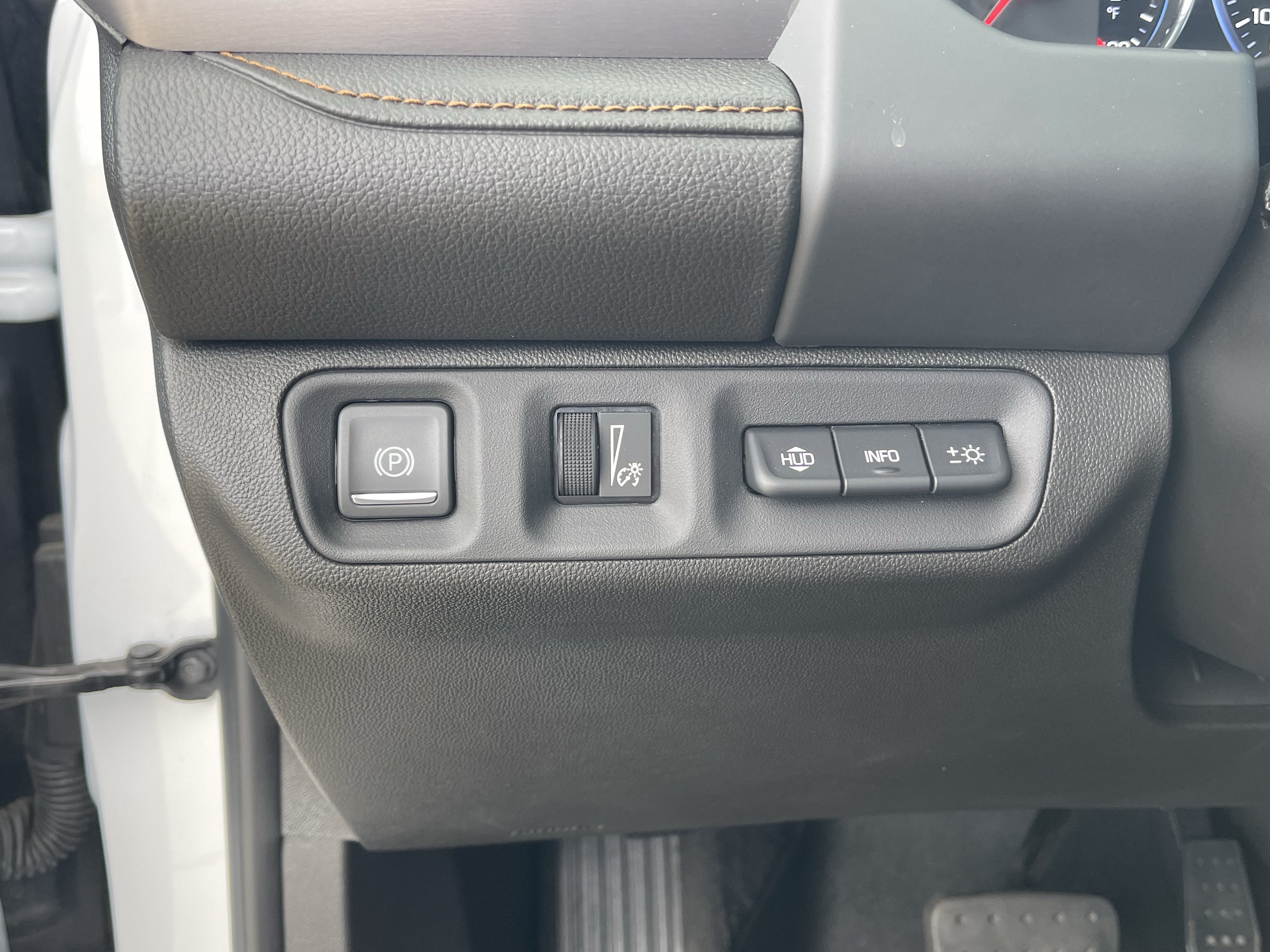 2021 GMC Acadia AT4