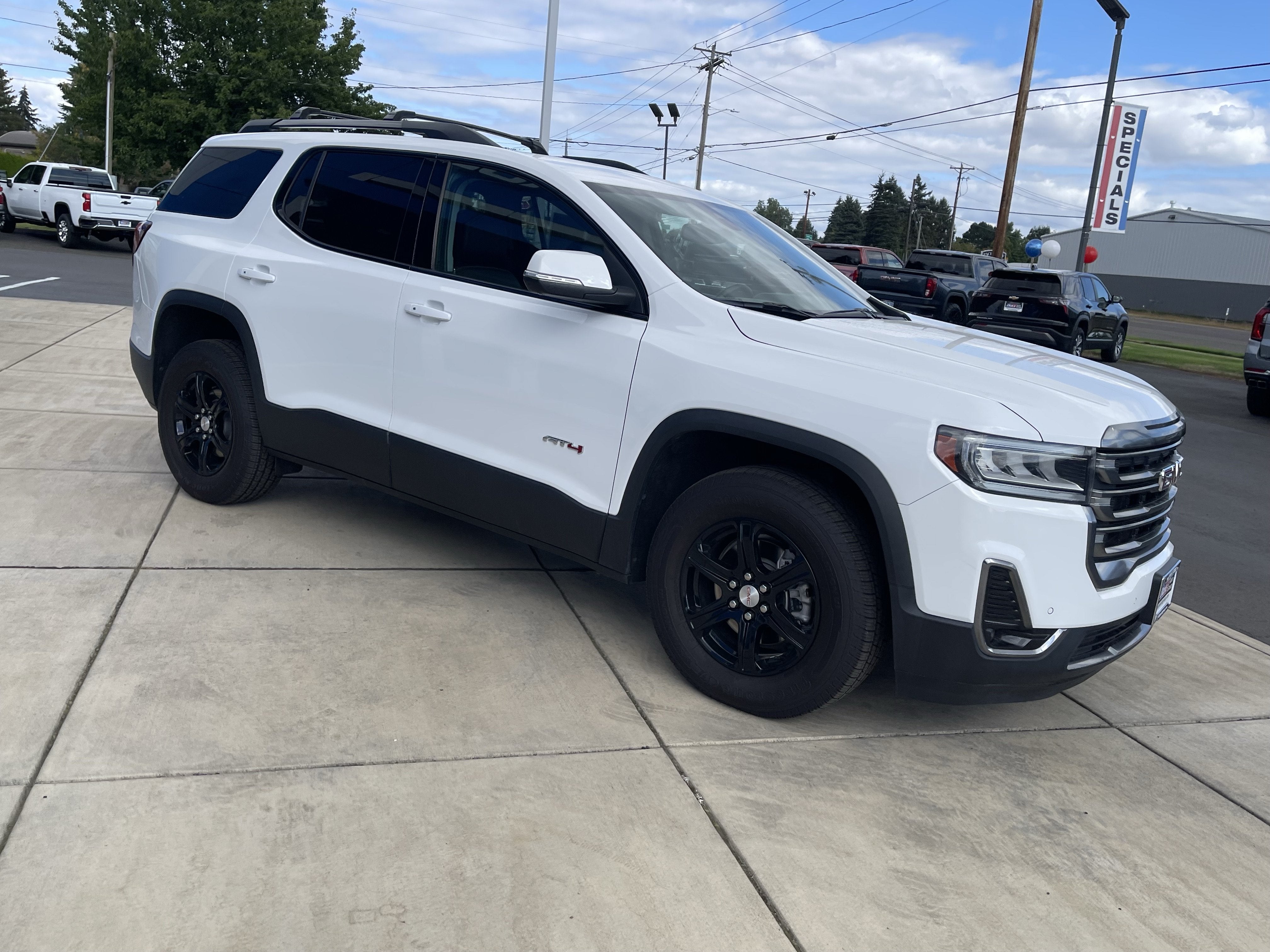 2021 GMC Acadia AT4