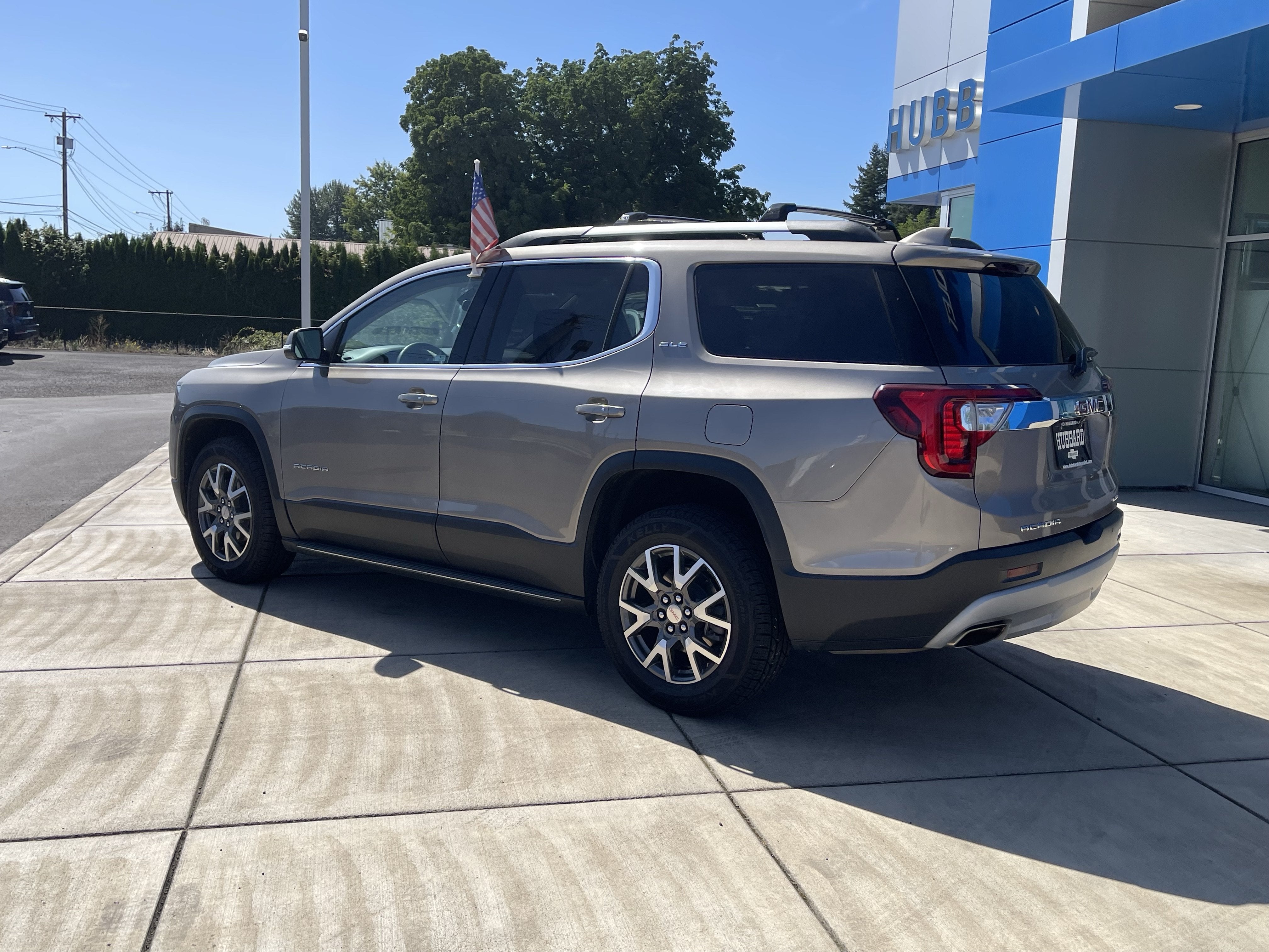 2023 GMC Acadia SLE