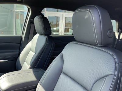 2025 Chevrolet Traverse FWD LT