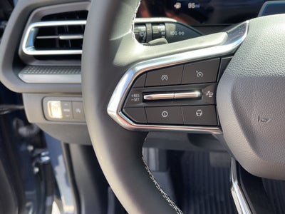 2025 Chevrolet Traverse FWD LT