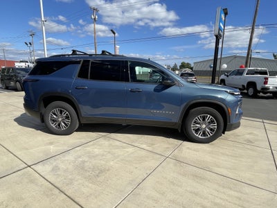 2025 Chevrolet Traverse FWD LT