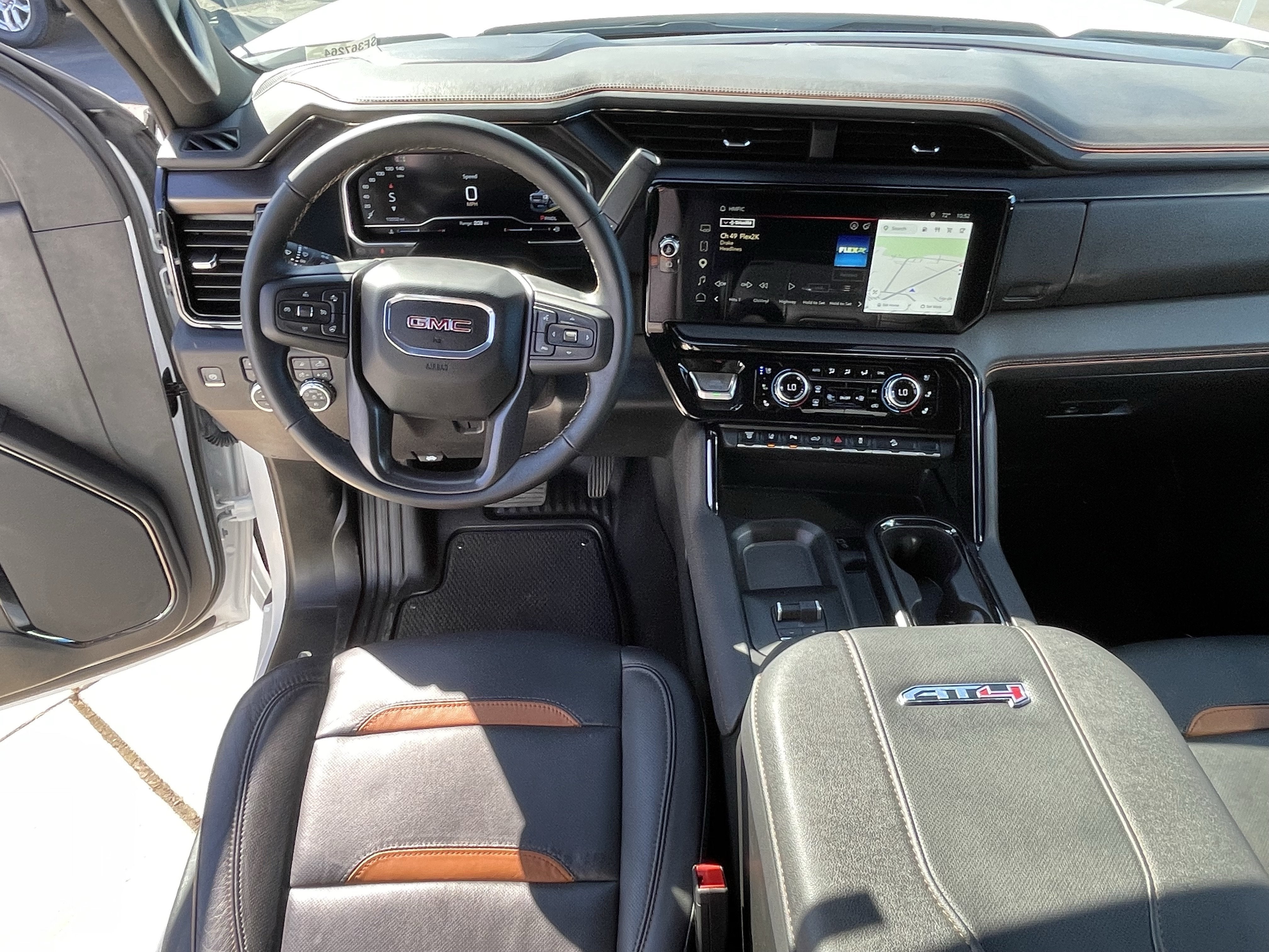 2025 GMC Sierra 2500HD AT4