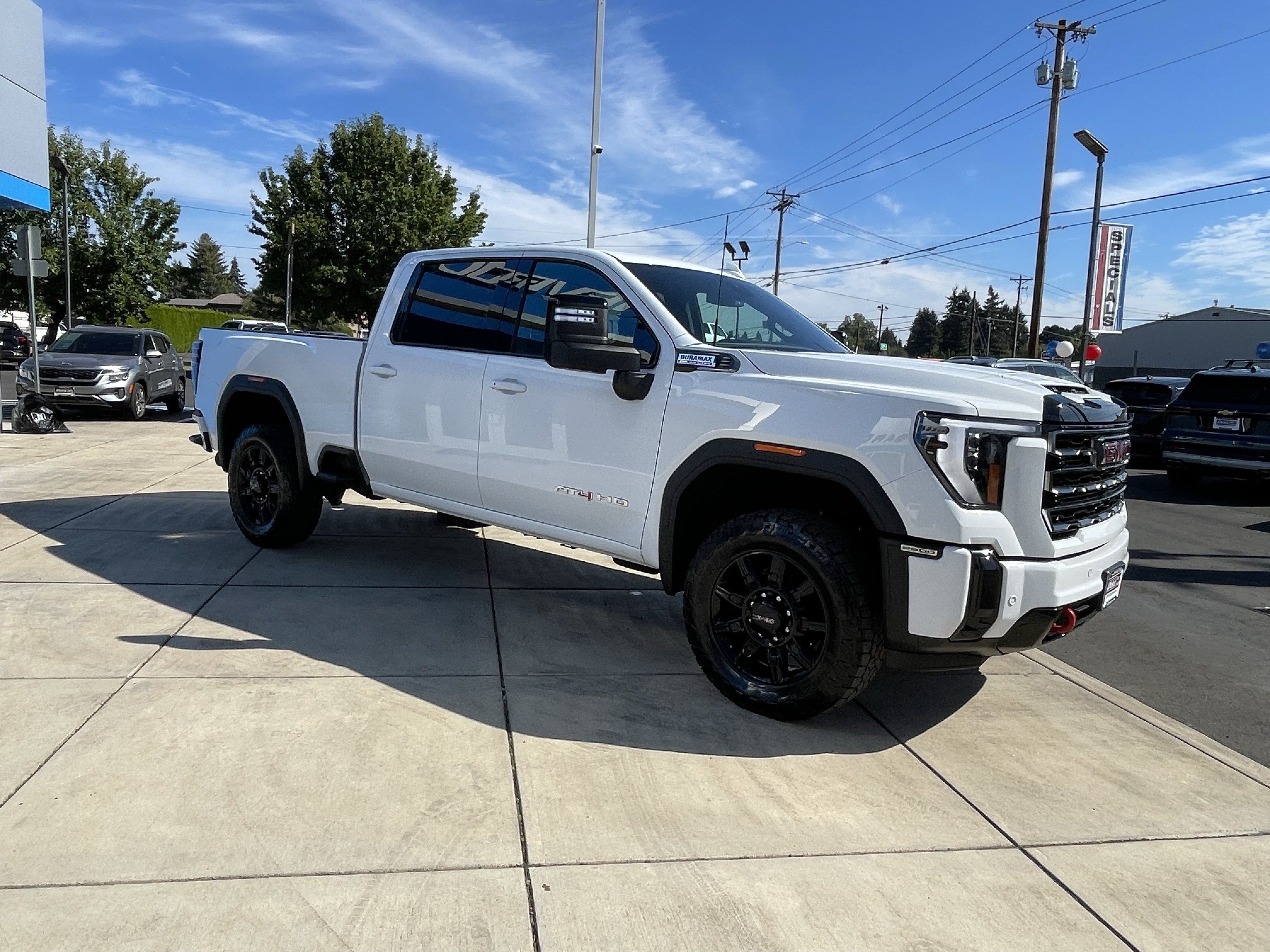2025 GMC Sierra 2500HD AT4