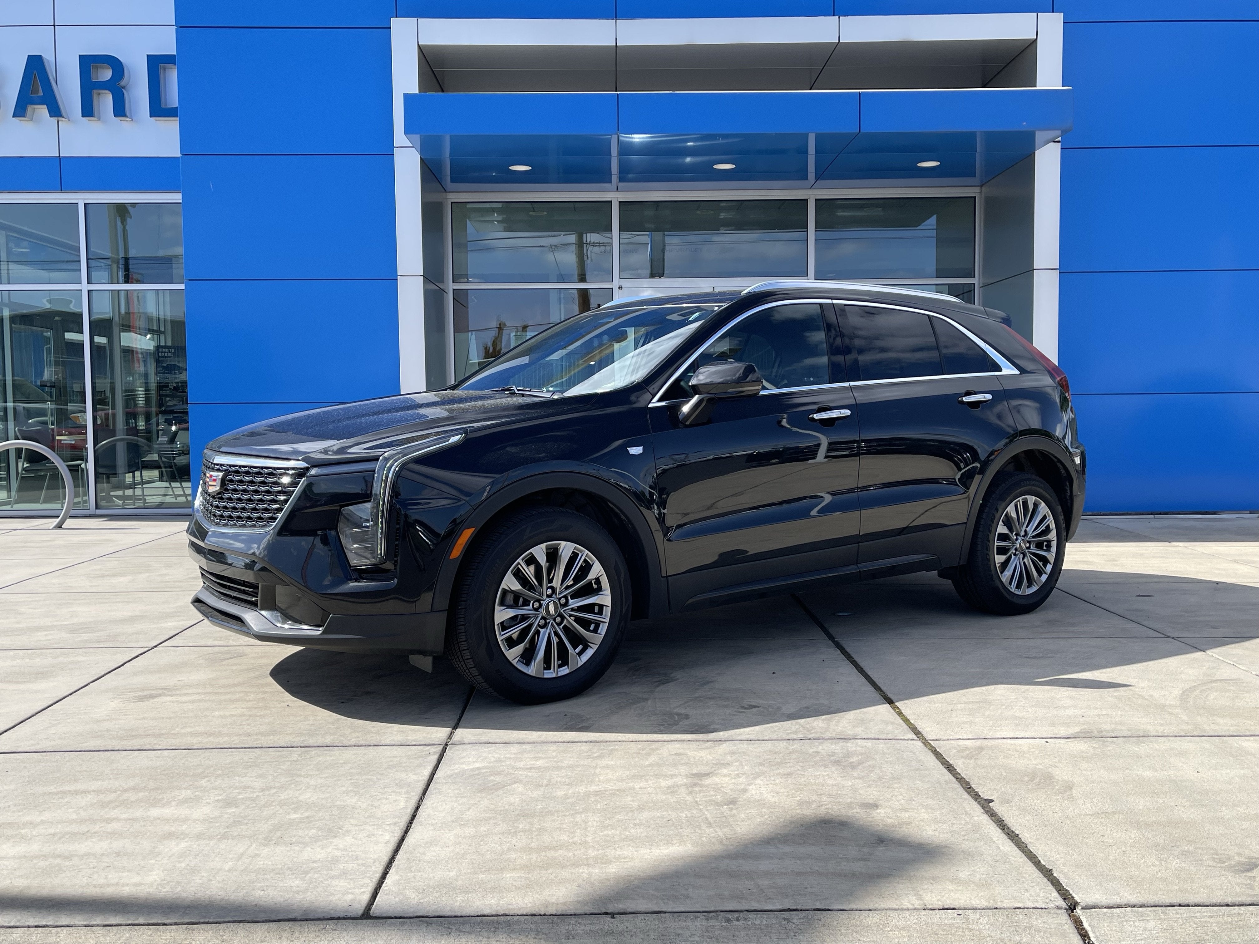 2024 Cadillac XT4 AWD Premium Luxury