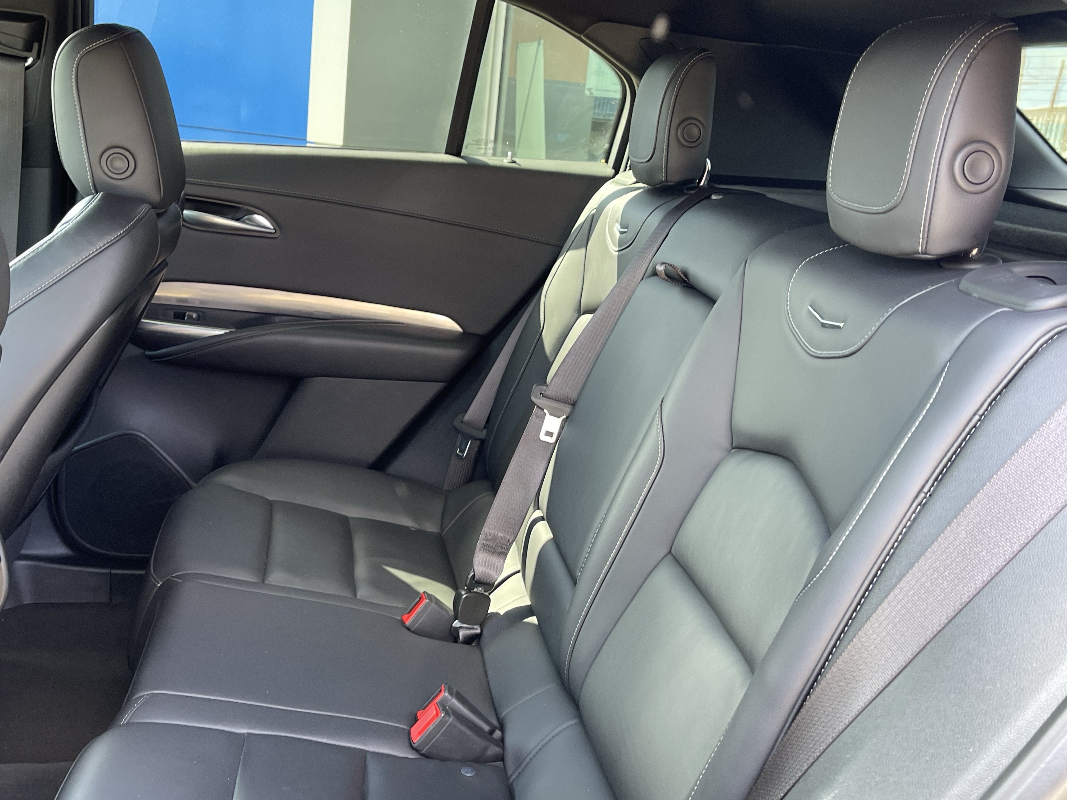 2024 Cadillac XT4 AWD Premium Luxury