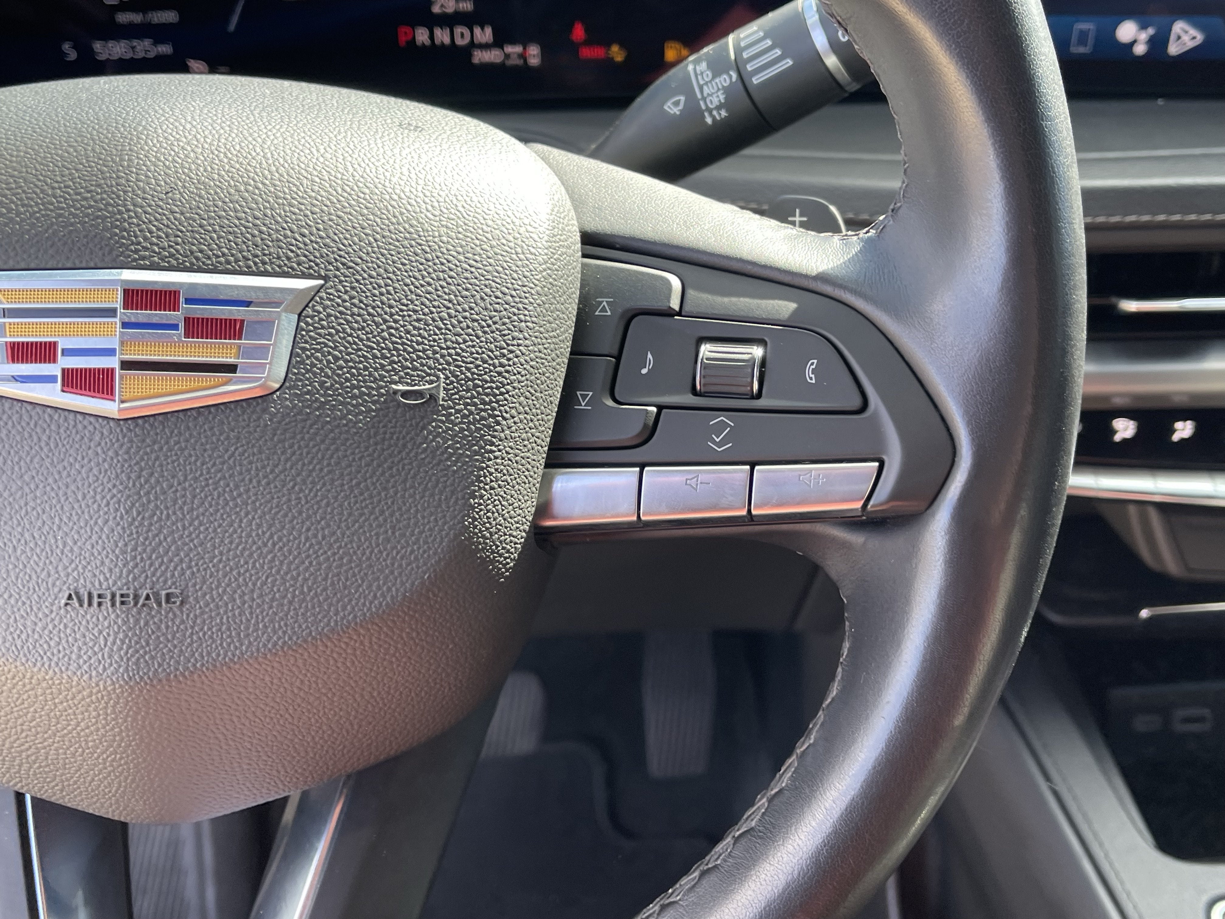 2024 Cadillac XT4 AWD Premium Luxury