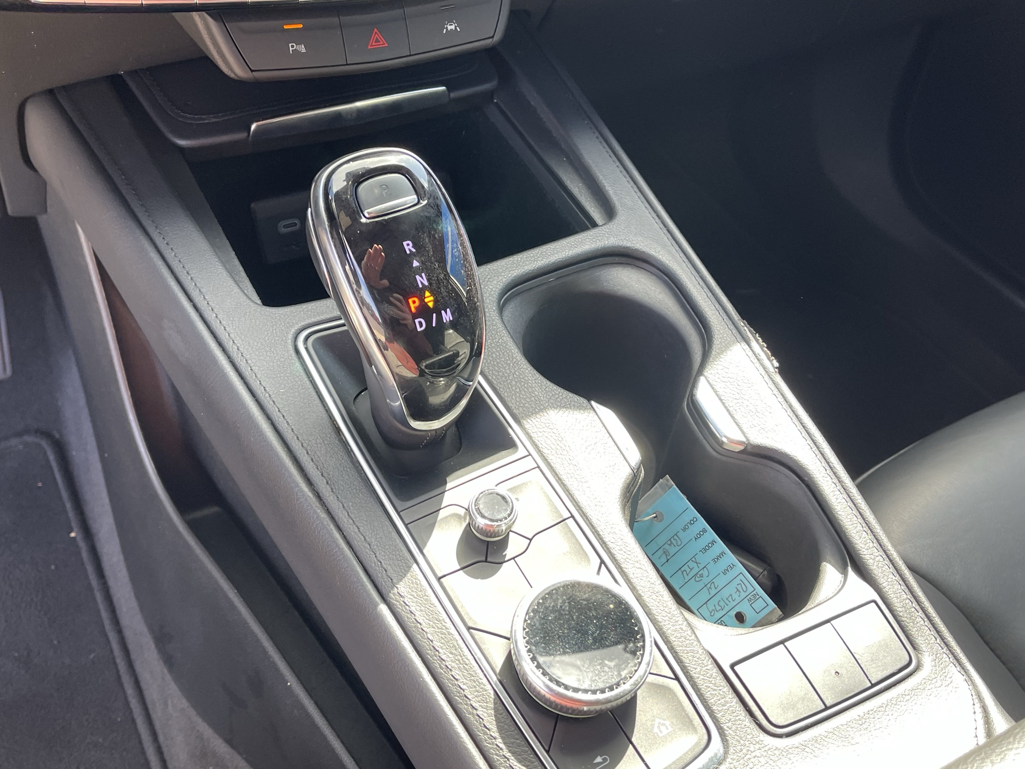 2024 Cadillac XT4 AWD Premium Luxury