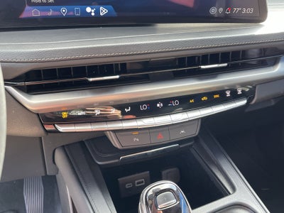 2024 Cadillac XT4 AWD Premium Luxury