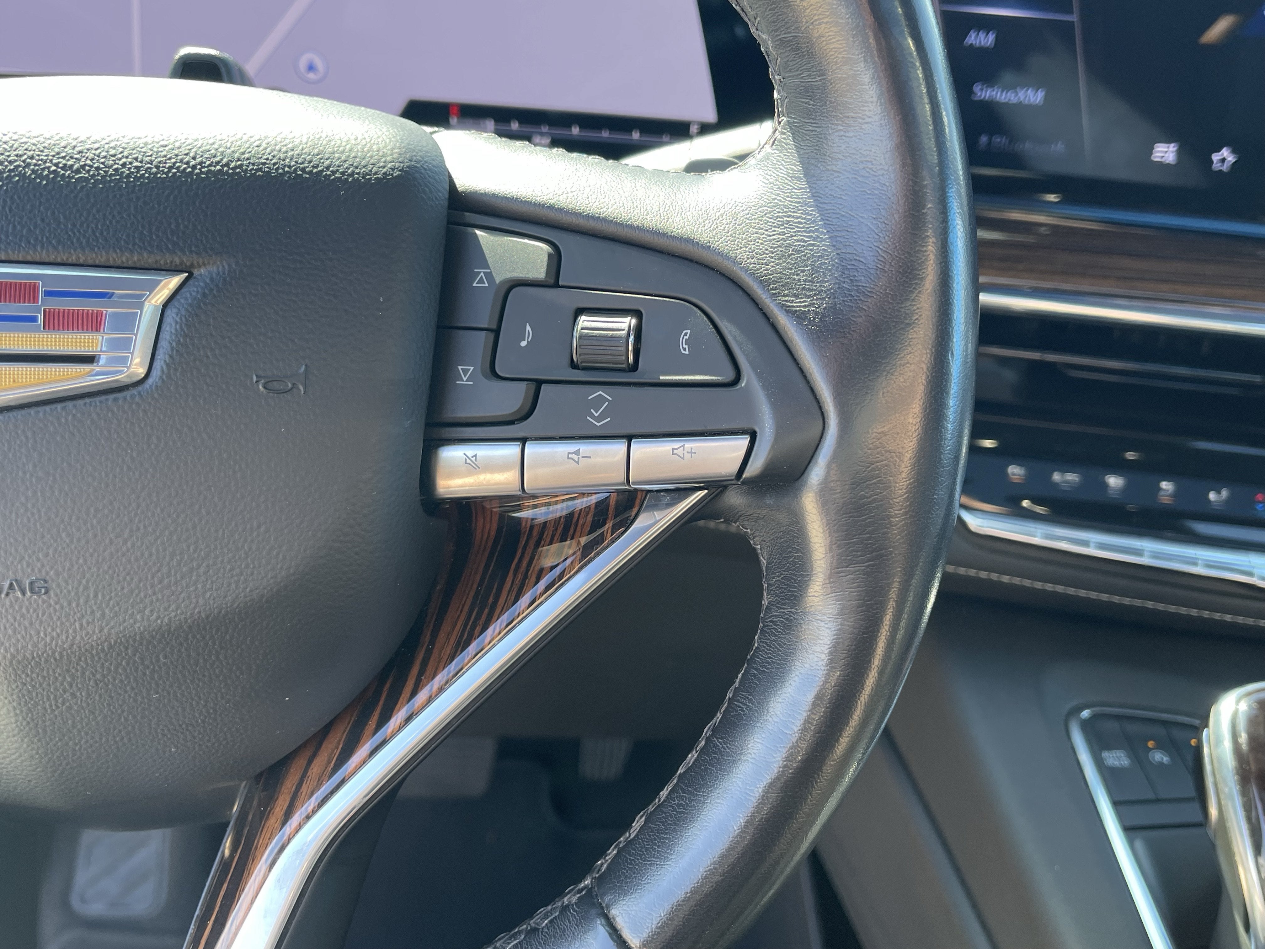 2023 Cadillac Escalade ESV 4WD Premium Luxury