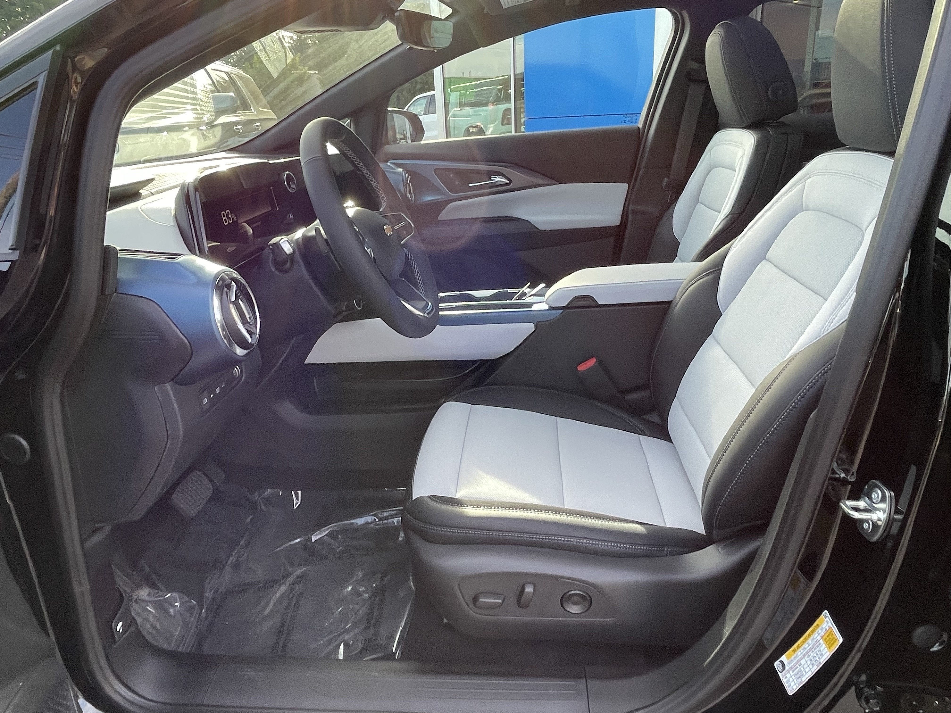 2026 Chevrolet Equinox EV LT2 w/PDE