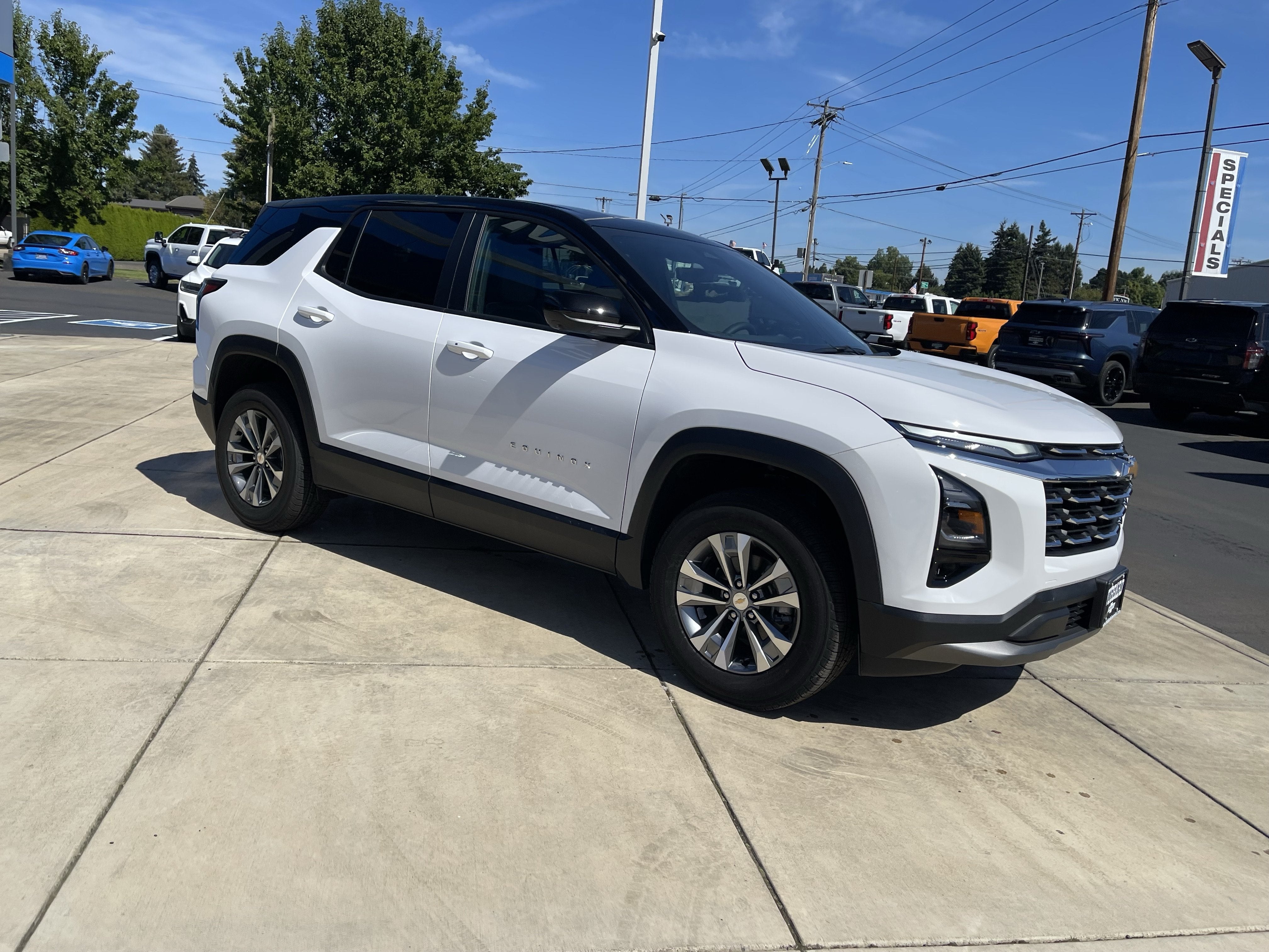 2026 Chevrolet Equinox FWD LT