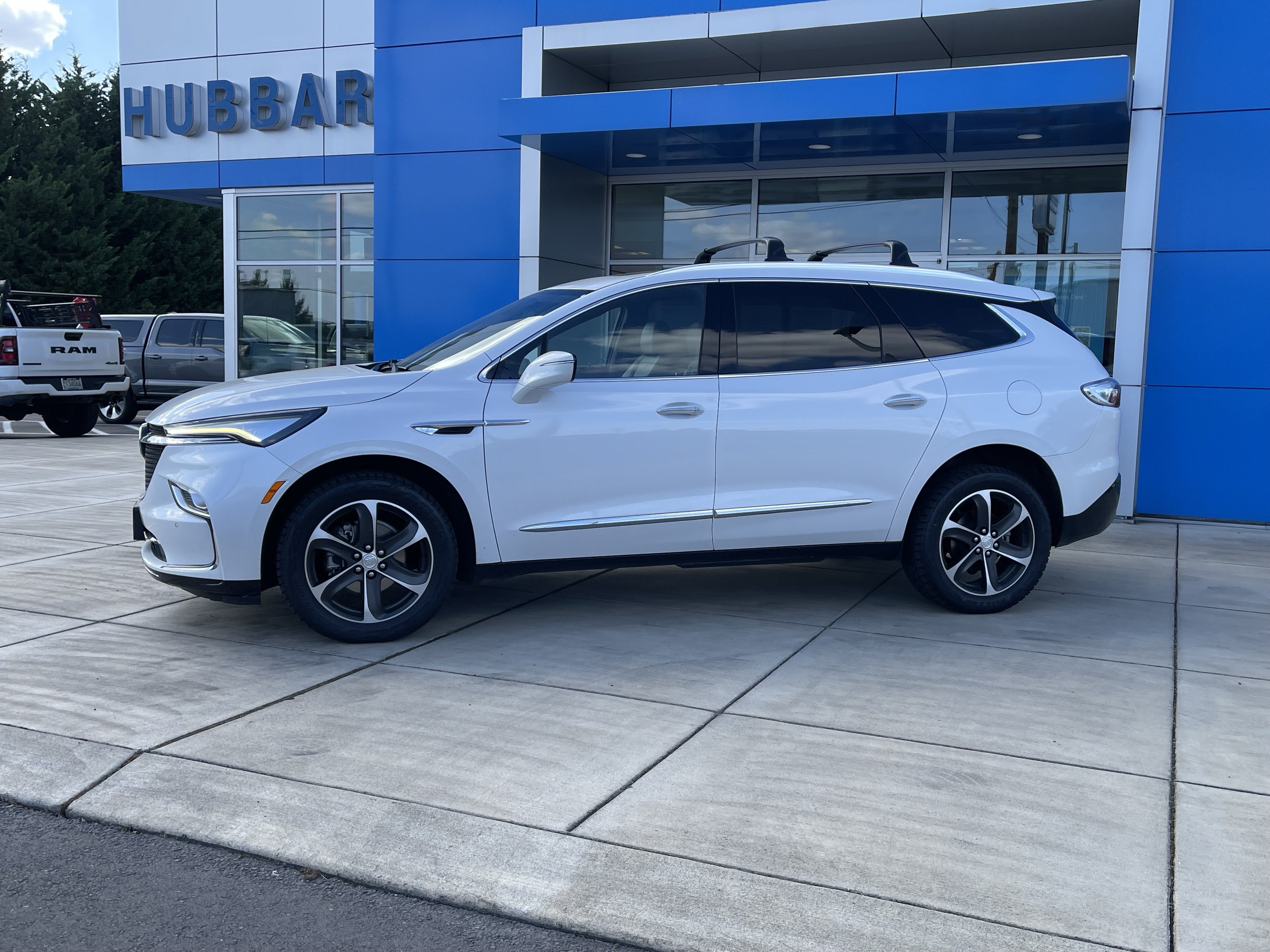 2022 Buick Enclave Essence