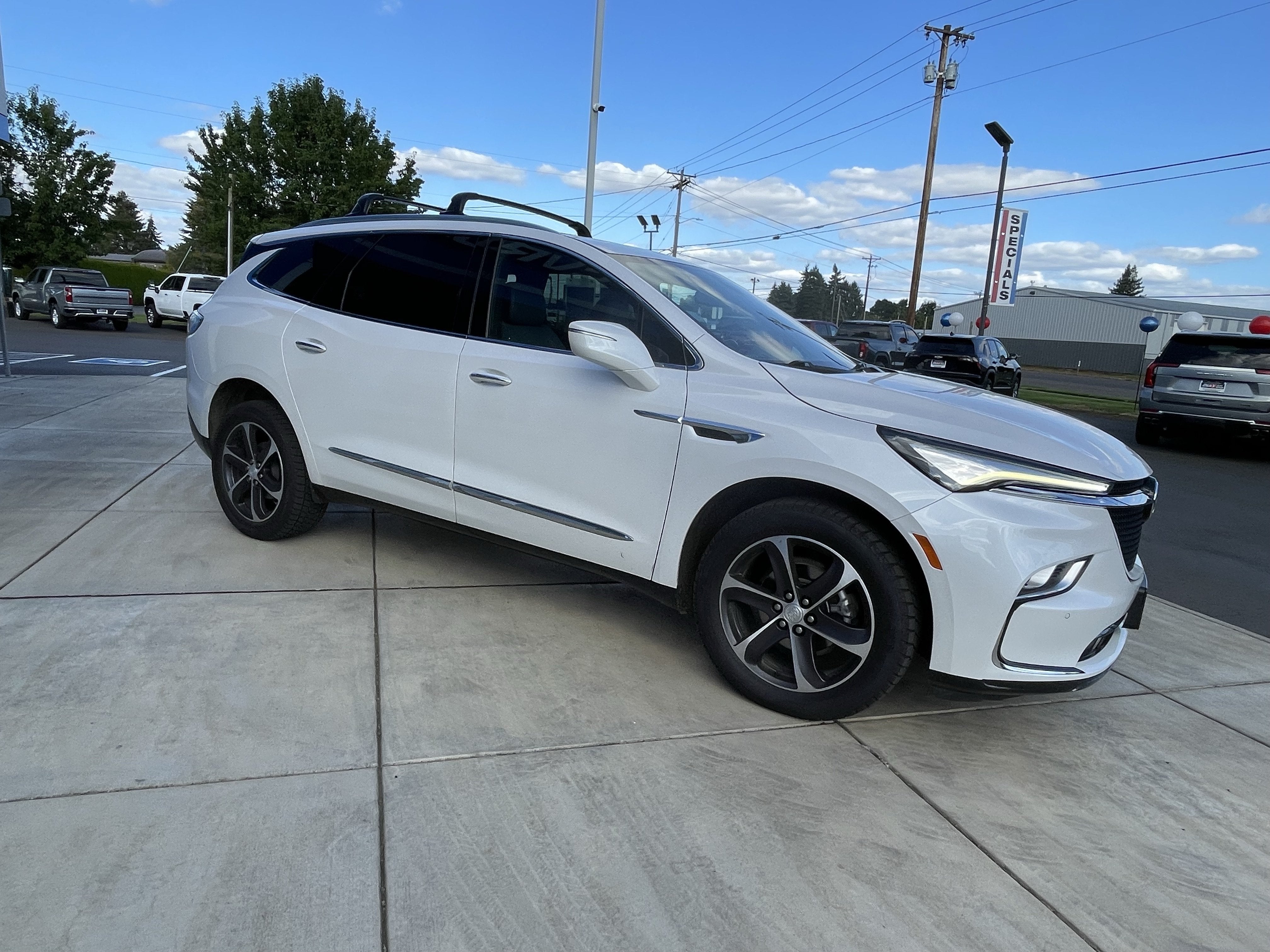 2022 Buick Enclave Essence