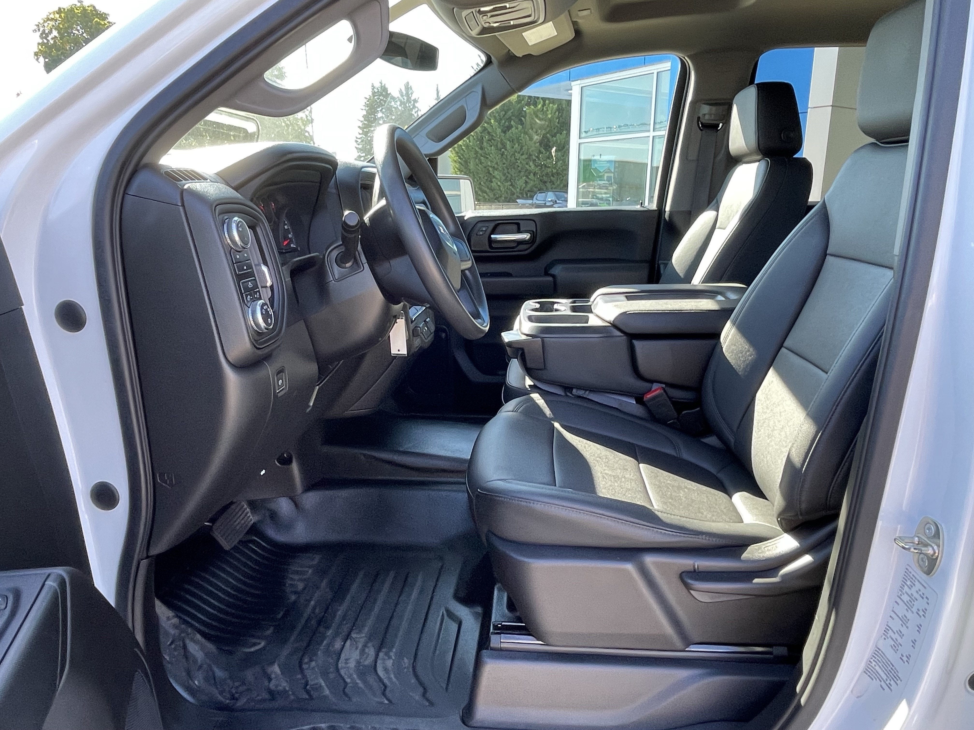 2023 GMC Sierra 2500 HD Pro