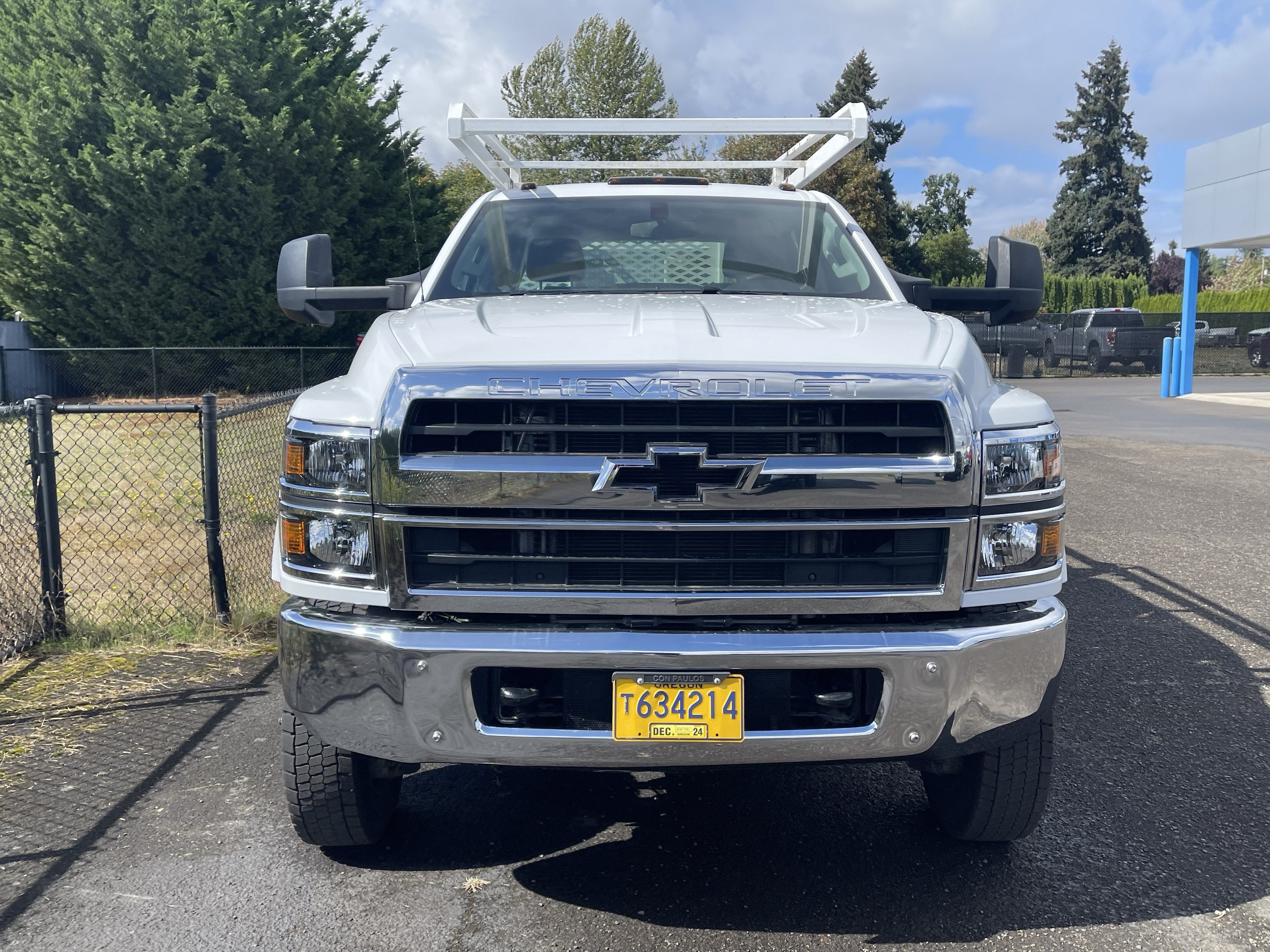 2023 Chevrolet Silverado 5500 HD Work Truck